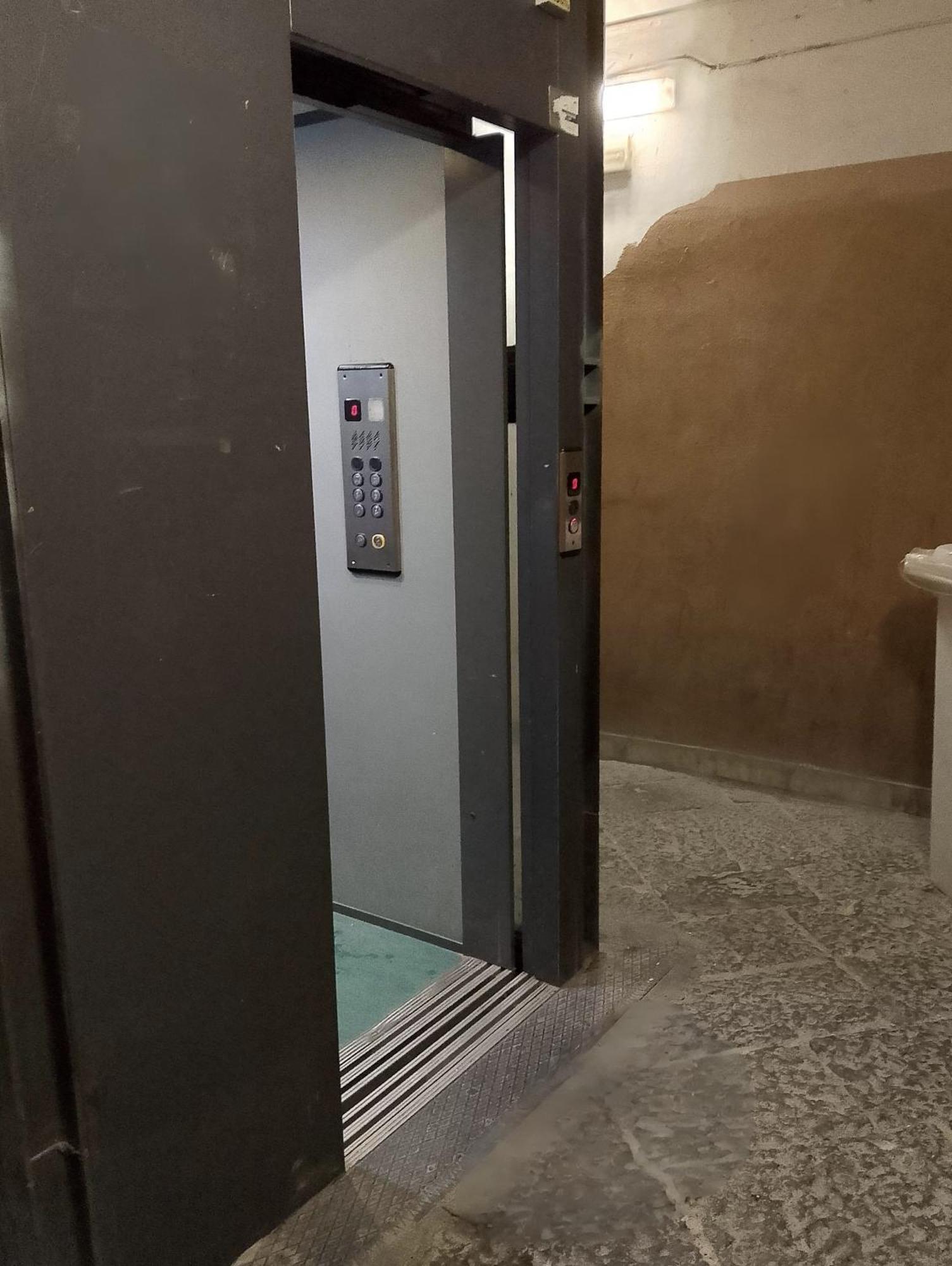 Mary House Napoli Centro Apartment Екстериор снимка