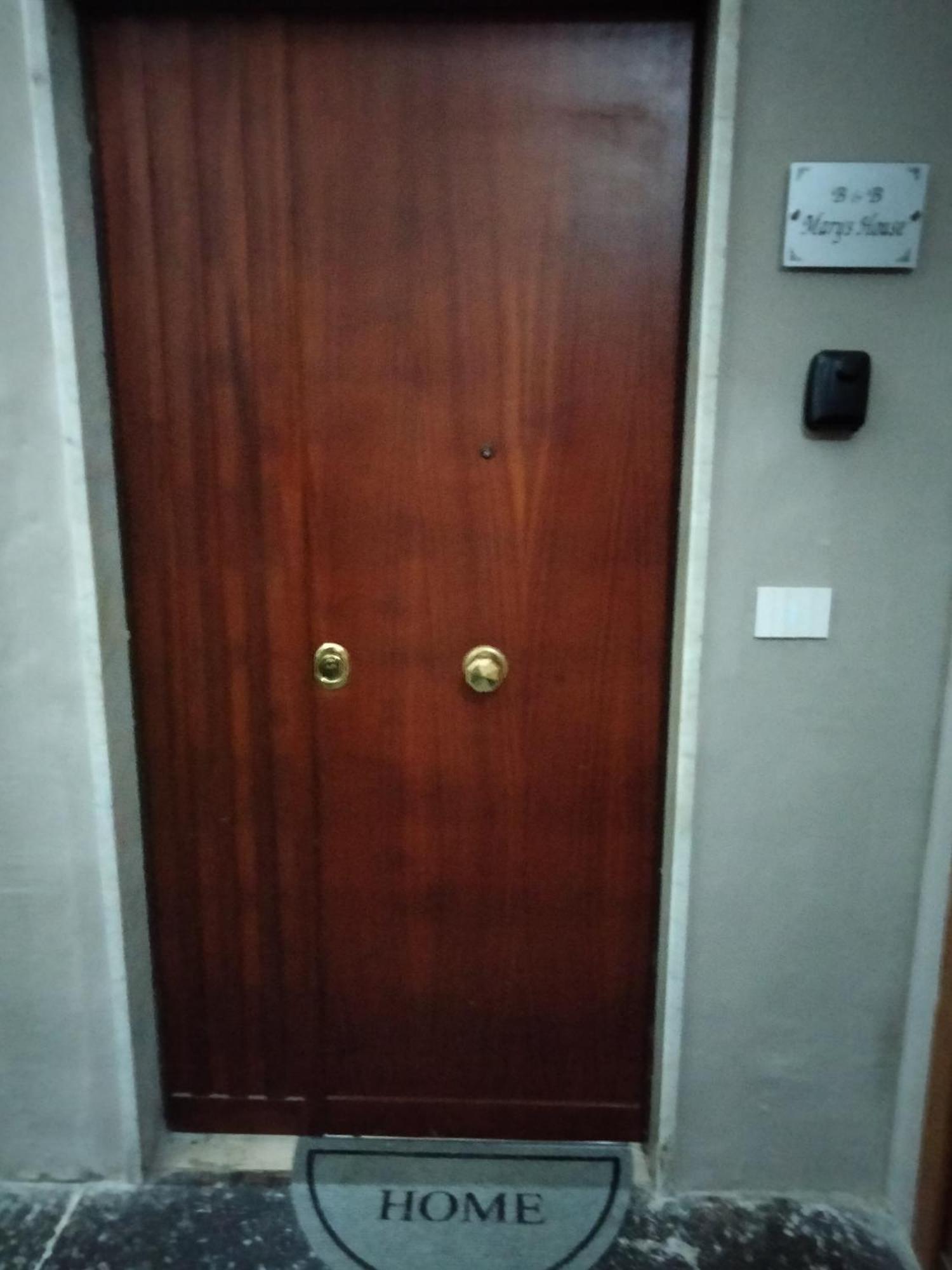 Mary House Napoli Centro Apartment Екстериор снимка